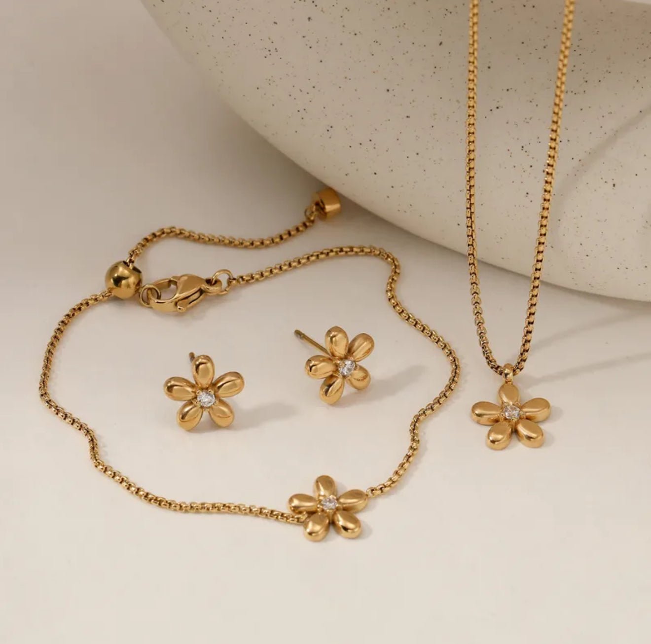 18K Gold Plated Floral 3 Piece Set - DressAtR LLC
