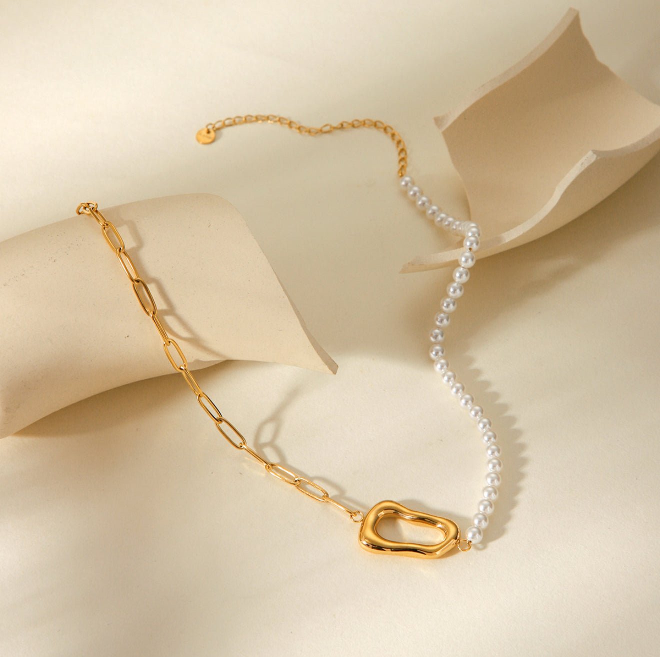 18K Gold Plated Pearl Elegant Necklace - DressAtR LLC