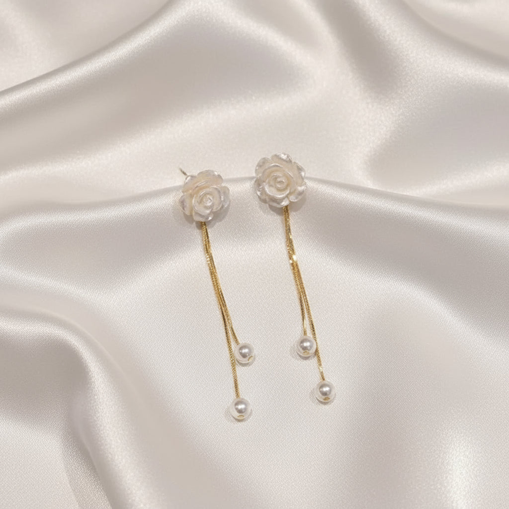 !8K Gold Plated Flowers and pearls Elegant Earrings - DressAtR LLC