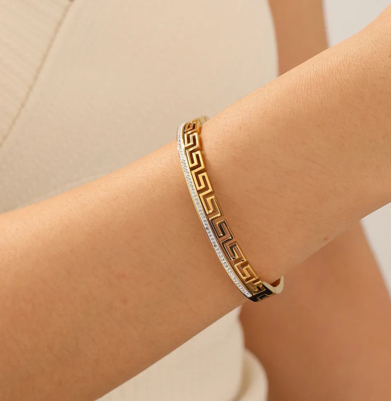 DressAtR 18K Gold Plated Stainless Steel Bracelet - DressAtR LLC