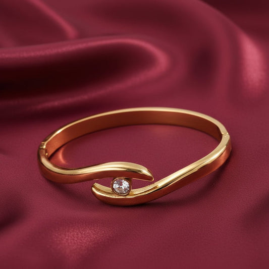 DressAtR 18K Gold Plated Stainless Steel Rhinestone Cross Eye Knot Bracelet - DressAtR LLC