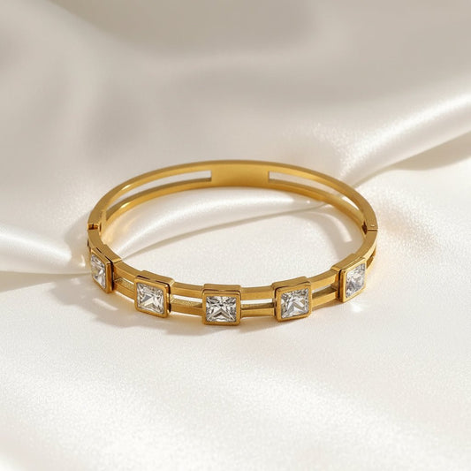 DressAtR 18K Gold With CZ Bracelet - DressAtR LLC