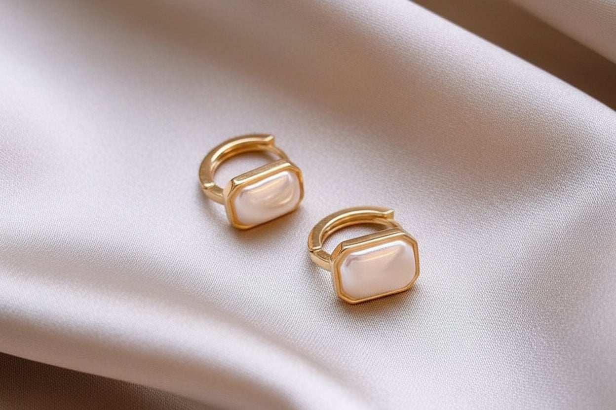 DressAtR Clip Cube Suger Perl Hoop Earring - DressAtR LLC