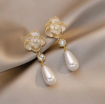 DressAtR Elegant Water Droplets, Flower Earrings - DressAtR LLC
