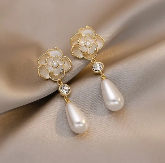 DressAtR Elegant Water Droplets, Flower Earrings - DressAtR LLC